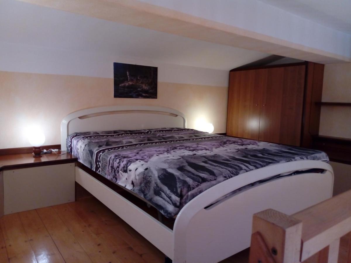 B&B Il Rifugio Del Lupo - E6721 Paringianu Exterior foto