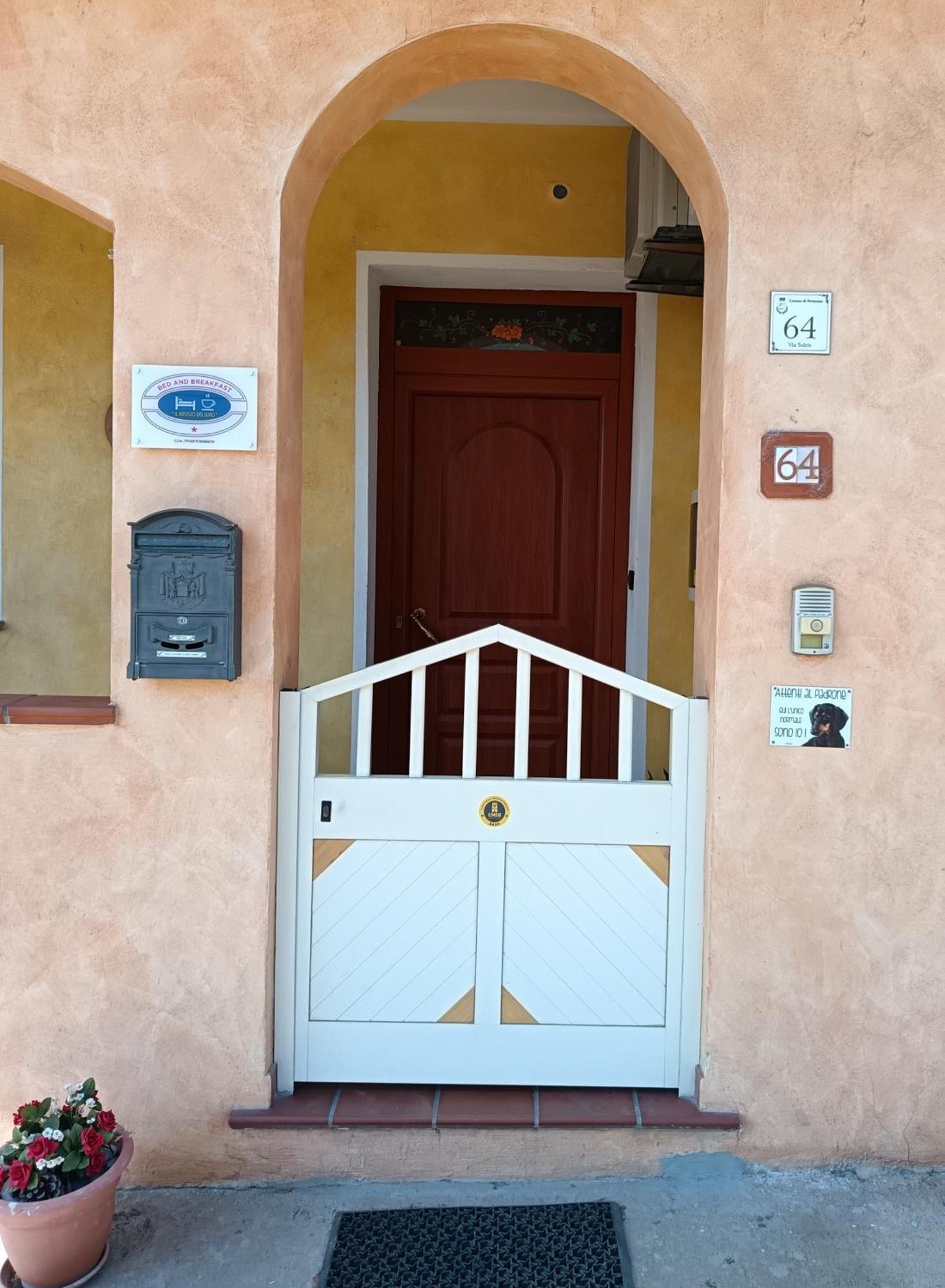 B&B Il Rifugio Del Lupo - E6721 Paringianu Exterior foto